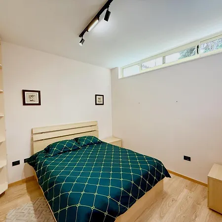 Villa Orange Tree House Tirana