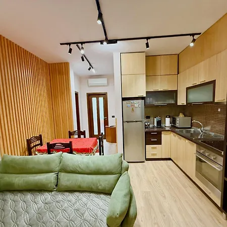 Orange Tree House * Tirana
