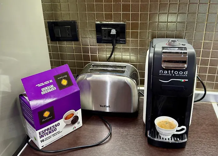 Orange Tree House ティラナ